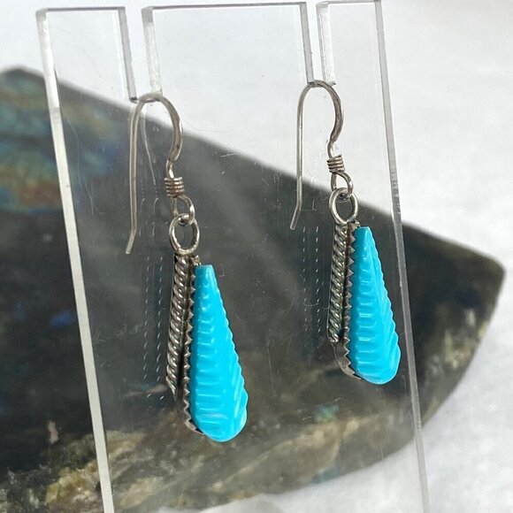 Sterling Silver 925 Dainty Southwest Style Carved Blue Leaf Dangle Earrings - Picture 7 of 16